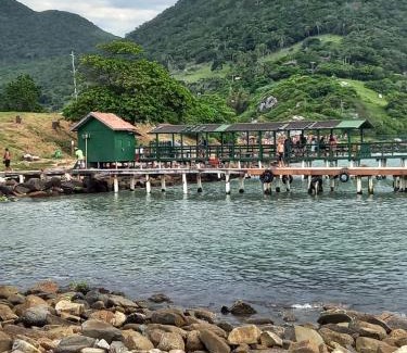 Armacao House | Casa 50 metros praia Armação e Matadeiro Floripa!