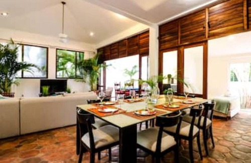 Playacar Fase I House | Casa 7 hab, 9 camas y a 2 cuadras de la Playa !!!