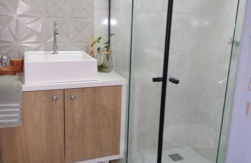 Porto Belo Apartment | Casa a 10 minutos do Centro. Proxima Itaipu, Unioeste, templo Budista