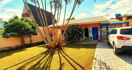 Palhoca House | Casa a 50m praia da Pinheira configuravel de 1 ate 8 pessoas