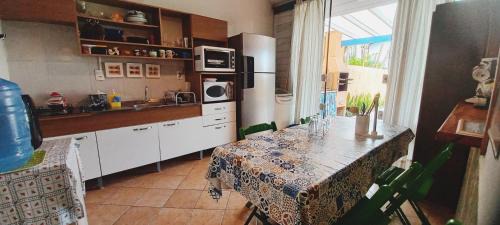 Palhoca House | Casa a 50m praia da Pinheira configuravel de 1 ate 8 pessoas