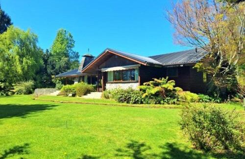 Villarrica House | Casa a orilla del Lago Villarrica