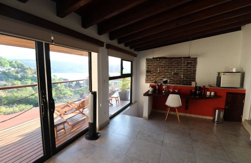 Valle de Bravo House | Casa Acento