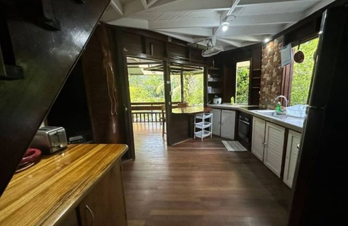 Cahuita House | Casa Achè al Lado del Parque Nacional Cahuita