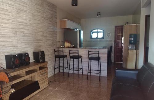 Tamoios House | Casa aconchegante com piscina e churrasqueira
