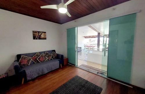 Jardim Nautilus House | Casa Aconchegante com Varanda e 2 Quartos