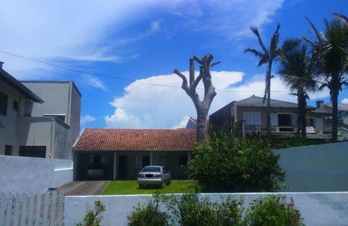Guaratuba House | Casa Aconchegante Frente ao Mar Guaratuba