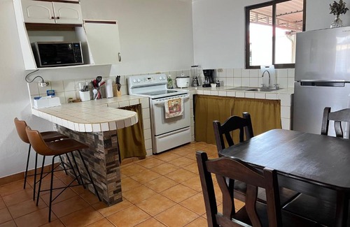 Barrio Dora House | Casa Agata, excelente ubicación,cerca del parque.