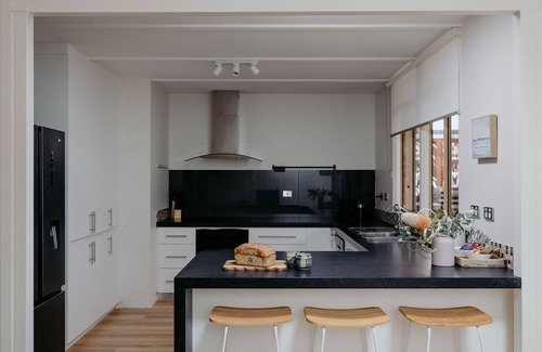 Geographe House | Casa Agonis – Stylish 5BR Coastal Home in Geographe