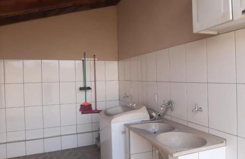 Brotas House | Casa agradável com área externa e piscina