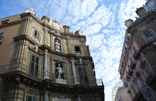 Borgo Vecchio Apartment | Casa al Borgo your place in the heart of Palermo!