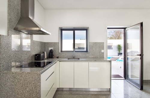 Patio Apartment | Casa Alamante - Six Bedroom Apartment, Sleeps 14