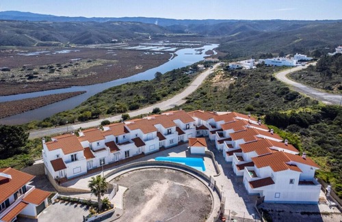 Espartal House | Casa Alana - Villa close to beautiful beaches