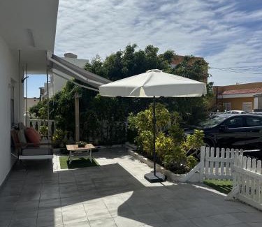 Los Gavilanes House | Casa Alba