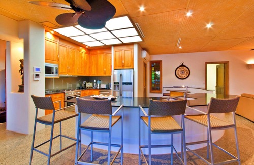Surfers Paradise Villa | Casa Albero Via Roma