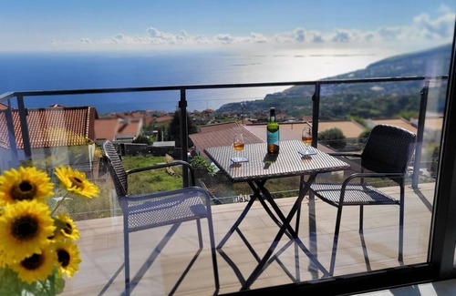 Arco da Calheta House | Casa Allegra by LovelyStay