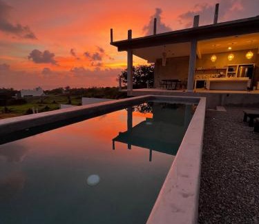 Troncones Bed & Breakfast | Casa Amarliz