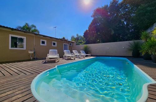 Mariscal House | CASA AMBAR COM PISCINA EM Mariscal BOMBINHAS N 705