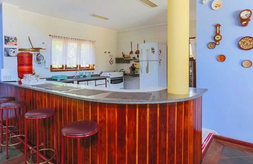 Ibiuna House | Casa ampla com piscina e área externa em Ibiúna