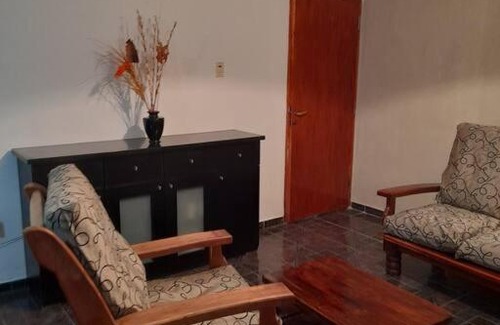 General Alvear House | Casa amplia y cómoda