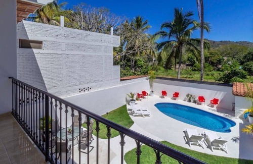 Lo de Marcos House | Casa Antonia (the backyard paradise)