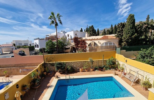 La Parata Ski Chalet | Casa Apsara Beautiful 3 bedroomed villa with private swimming pool