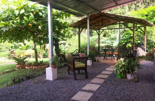 Penas Blancas House | Casa Arboleda-full House by the River and Forest