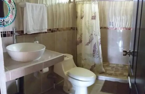 Penas Blancas House | Casa Arboleda-full House by the River and Forest