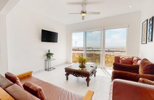 La Paloma House | Casa Arcilla 18 - Playa Arcangel