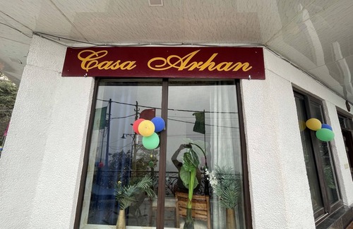 The Mall Road House | CASA ARHAN LUXURY PENTHOUSE-3MINS from MALL ROAD