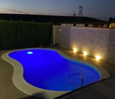 Linares Villa | Casa Aries - Villa con piscina privada