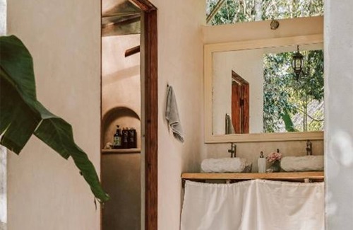 Soliman Bay Cabin | Casa Arkaana Eco Retreat