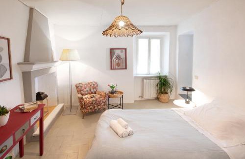 Capezzano Apartment | Casa Avio luminosa con vista mare