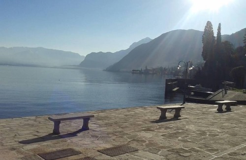 San Siro Apartment | CASA AZALEA Nice apartment with wonderful lake view