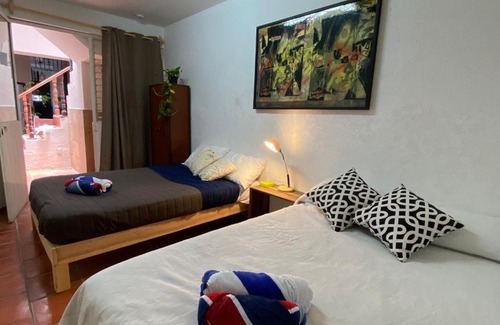 Americana House | Casa Azul Americana