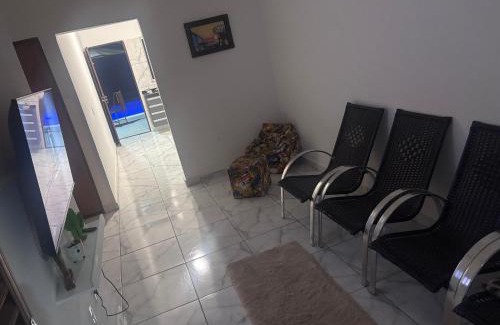 Cuiaba House | Casa azul da patroa
