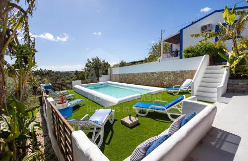 Mafra Villa | Casa Azul da Relva by AcasaDasCasas