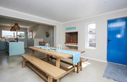 Struisbaai Villa | Casa Azul Downstairs Apartment