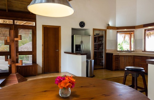 El Limon Villa | Casa Bamboulita - 5 bedroom villa with sea views in the middle of nature