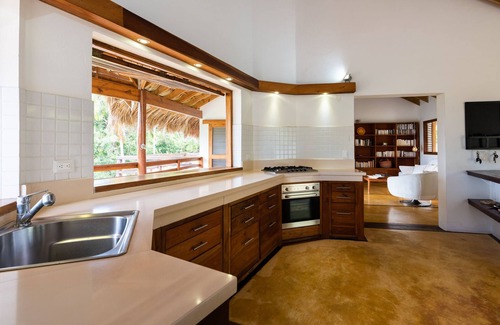 El Limon Villa | Casa Bamboulita - 5 bedroom villa with sea views in the middle of nature