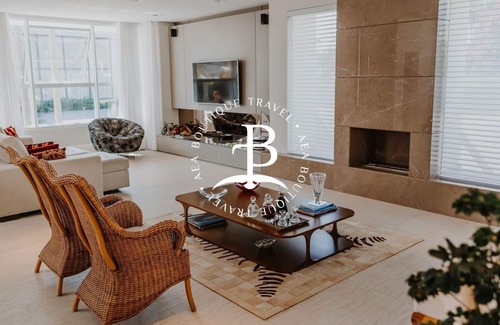 Jurere Internacional Villa | Casa Barbara Top 10 Selection!