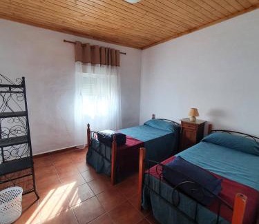 Rotgla i Corbera House | CASA BAUTISTA - ROTGLÀ