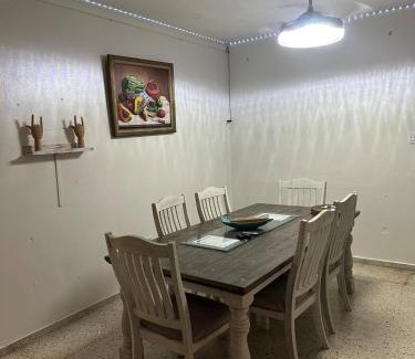 Cerro Gordo House | Casa Bayaverde