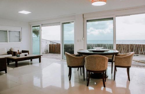 Redinha House | Casa beira mar na Praia da Redinha by Qavi