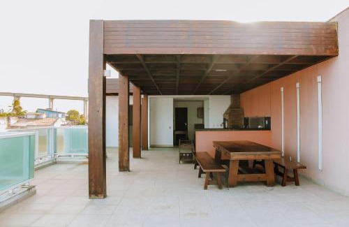 Redinha House | Casa beira mar na Praia da Redinha by Qavi