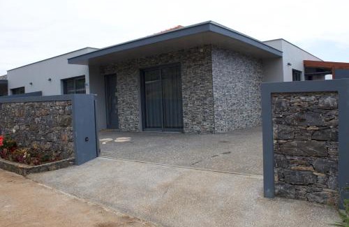 Estreito da Calheta House | Casa Bela Vista