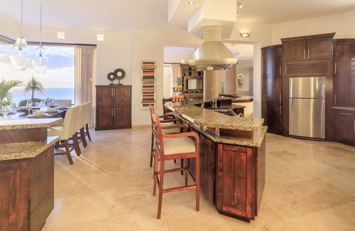 San Jose del Cabo Villa | Casa Bella 5bdrm Unobstructed Ocean/beach views at a Discounted rate!