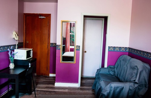 Milton Park Hotel | Casa Bella Hotel