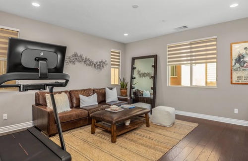 Westmont House | Casa Bella