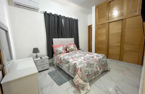 Cerros de Arroyo Hondo III Villa | Casa blanca